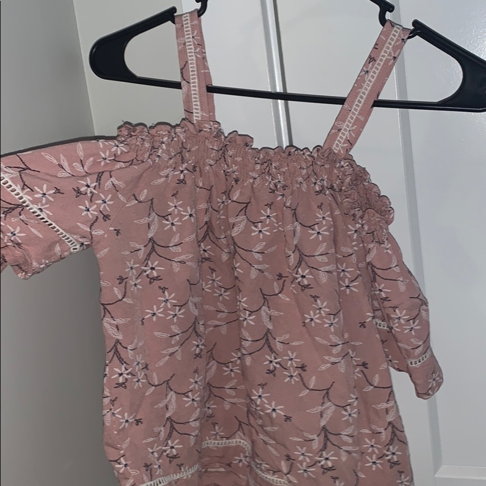 floral shirt